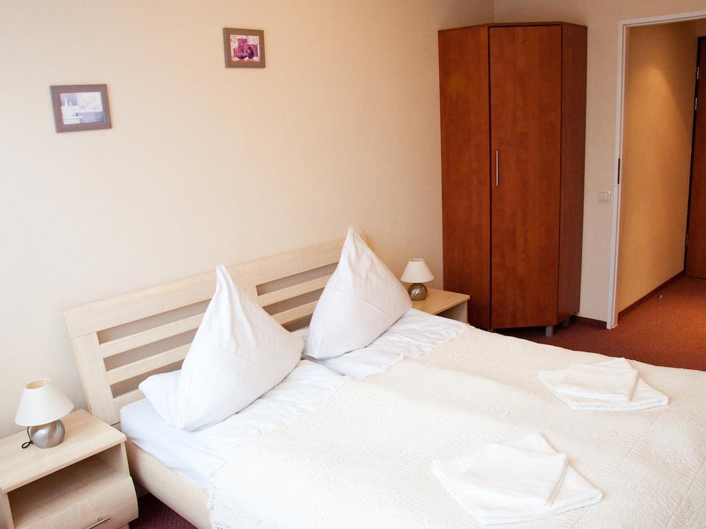 Hotel Zagiel Niewiesze Zimmer foto